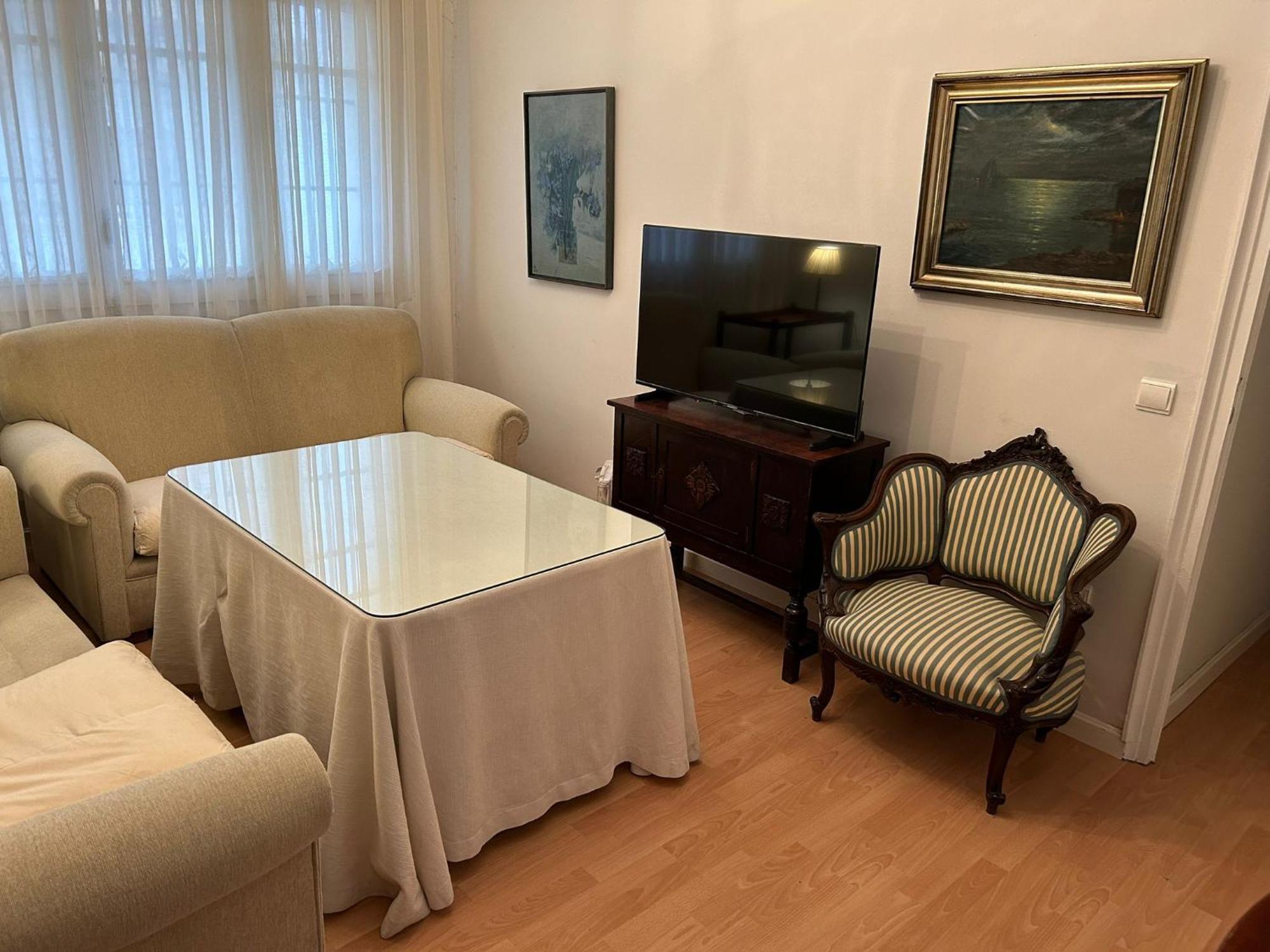 2 Bedroom Apartment By Guadalquivir River Seville Exterior photo